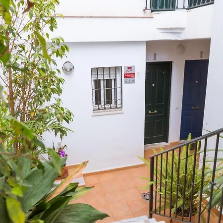 Acogedor Y Moderno Estudio En Capuchinos Appartamento Málaga